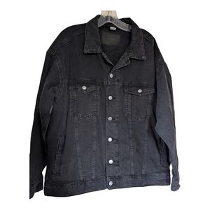 H&M Women's Boyfriend Cut Black Denim Jacket - M